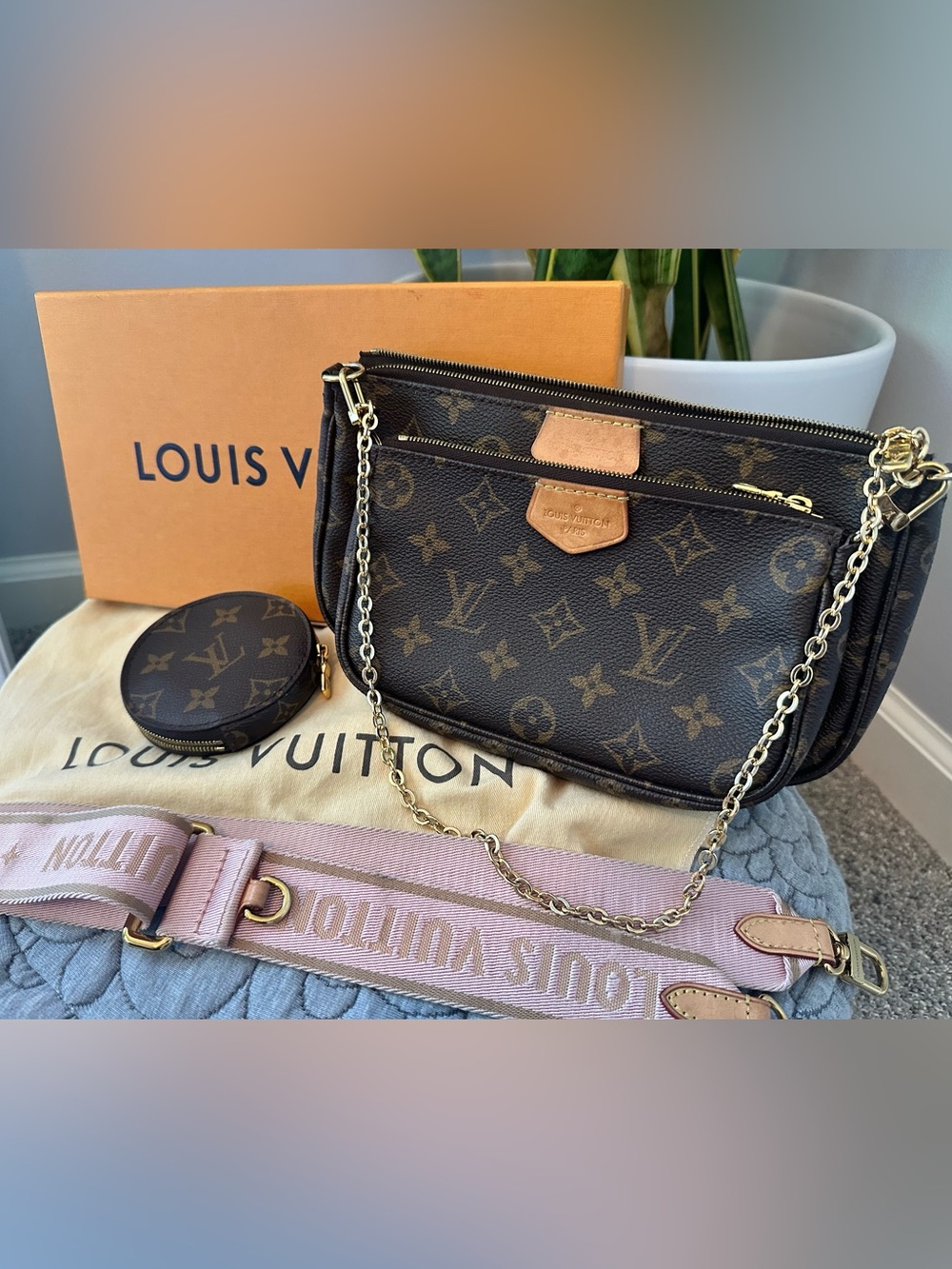 EUC🌸Louis Vuitton FULL SET Multi Pochette Accessoires Light Pink Monogram